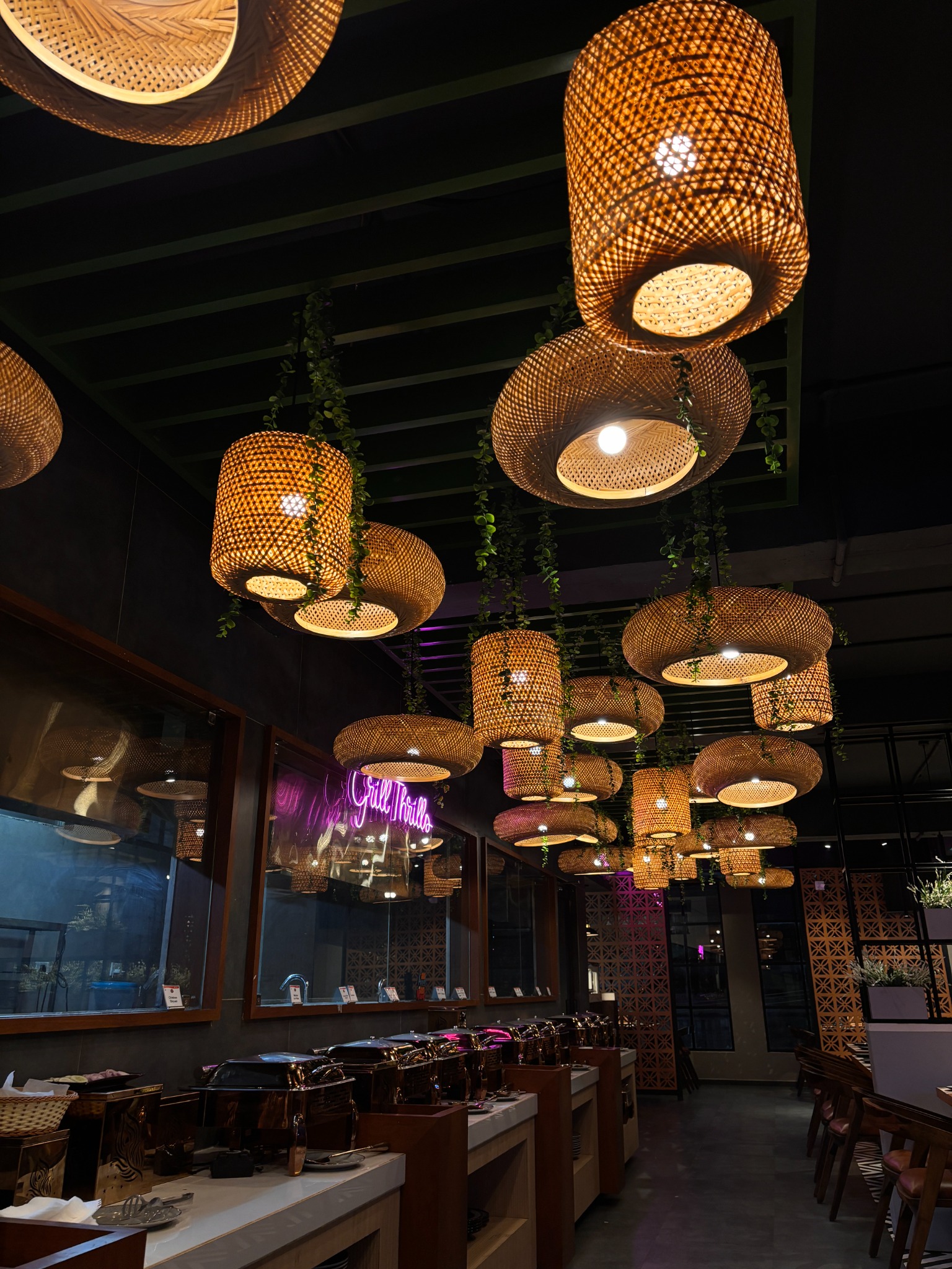 Warm cane lights at Orange Barbeque Smoke House